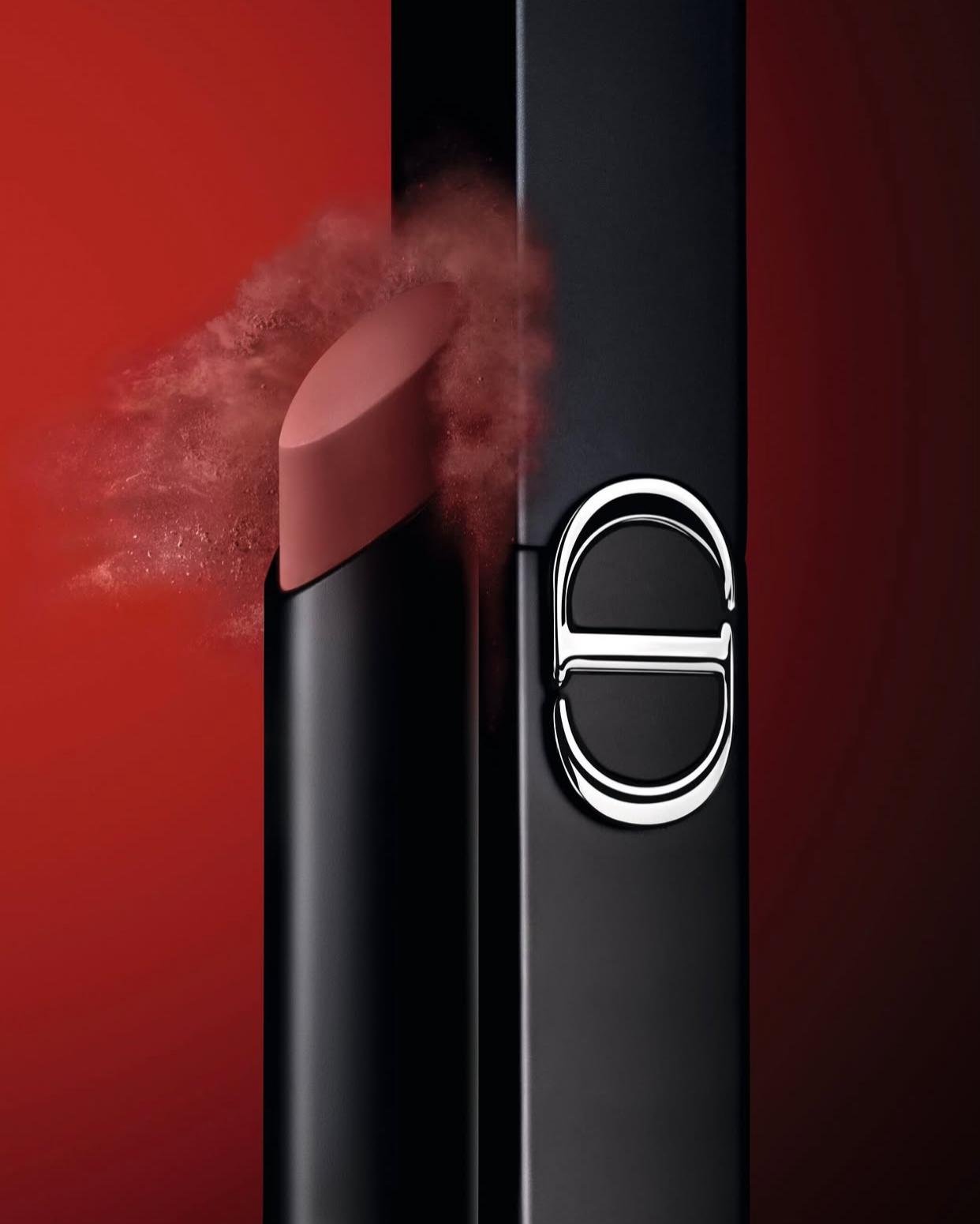 Photo : © Dior · Visuel officiel · Instagram @diorbeauty · Sélection éditoriale Gloss City
